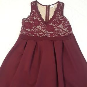 Maroon Mini Dress🛍